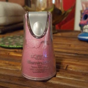 NWOT Loreal loose pink eye color